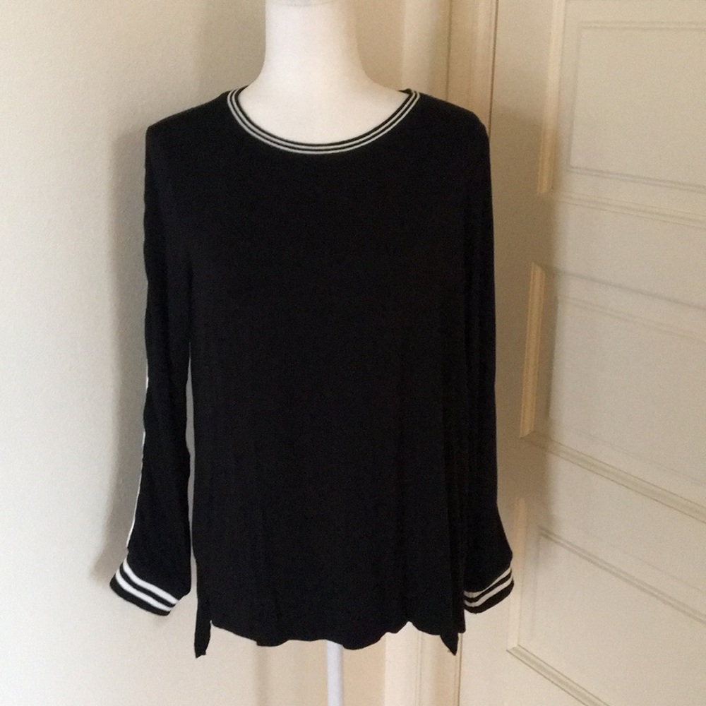 Soft Surroundings Black Tunic Top (M)